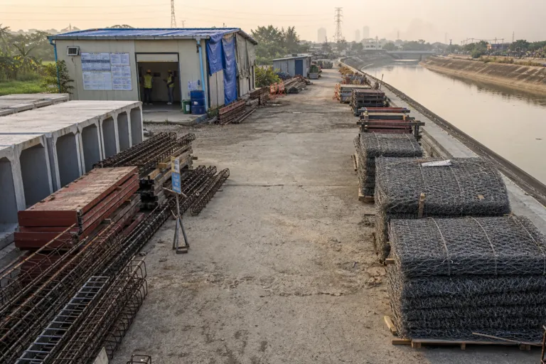 Stalled Shovels and Shaken Trust: Why the Philippines Infrastructure Spending Slowdown Happened—and How Recovery Can Start