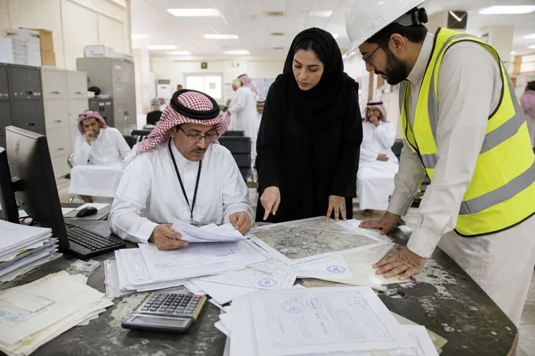Saudi Arabia’s Mining Boom: Can the Saudi Arabia Mining Sector Turn a 220% Licence Surge Into a New Economic Pillar?