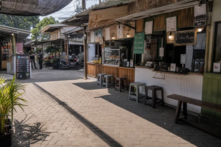 Scan to Pay Across Borders: How Indonesia QRIS Digital Payments Are Rewiring Southeast Asian Commerce