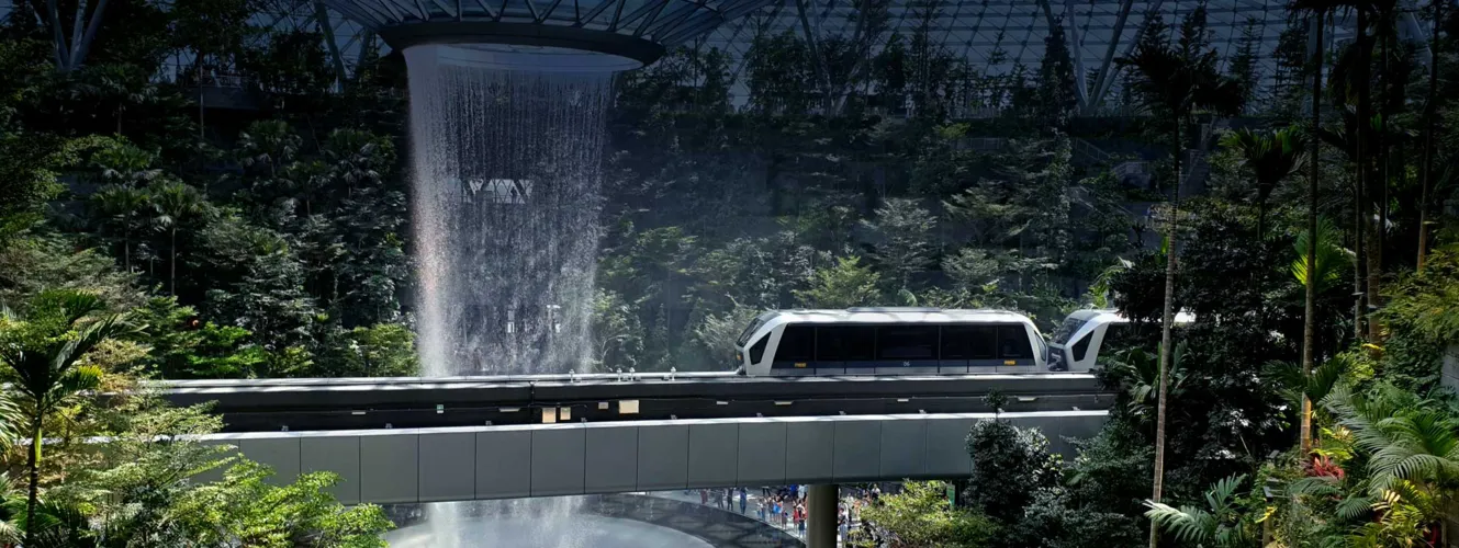Smart Transportation Systems in Singapore: Pioneering Urban Mobility Solutions